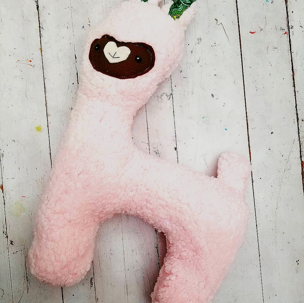 Stuffed llama
